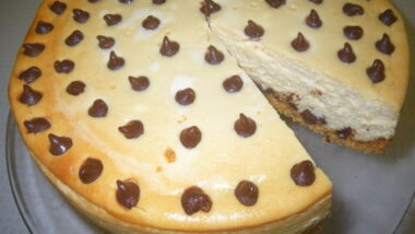 Bailey's Chocolate Chip Cheesecake sliced